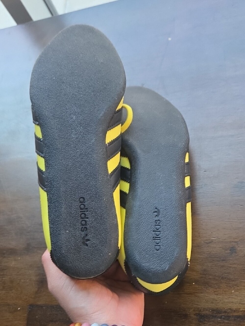 Adidas Size 8 Tokyo Men's Yellow and Black Retro Sneakers NEW With Tags - Picture 8 of 10